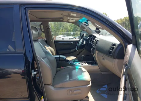 2003 Toyota 4Runner Limited V8 z USA, uszkodzony, nr VIN JTEBT17R830002735